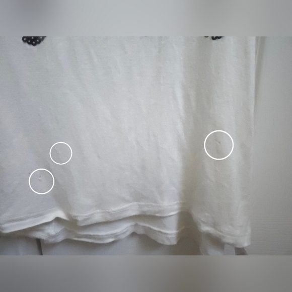 Buffalo David Bitton White Crop Top with Black Sequin Tiger Design - Picture 4 of 4